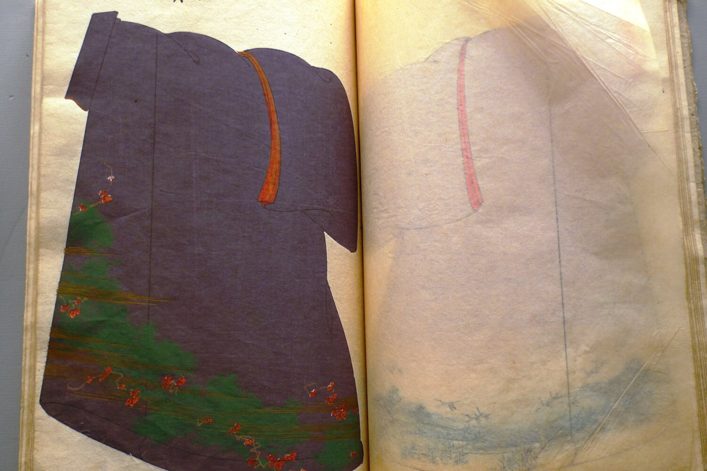1907, Japanese  woodcut design book, "Kinukurabe", Kimono desgin.